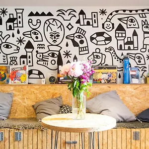 Haystack Hostal